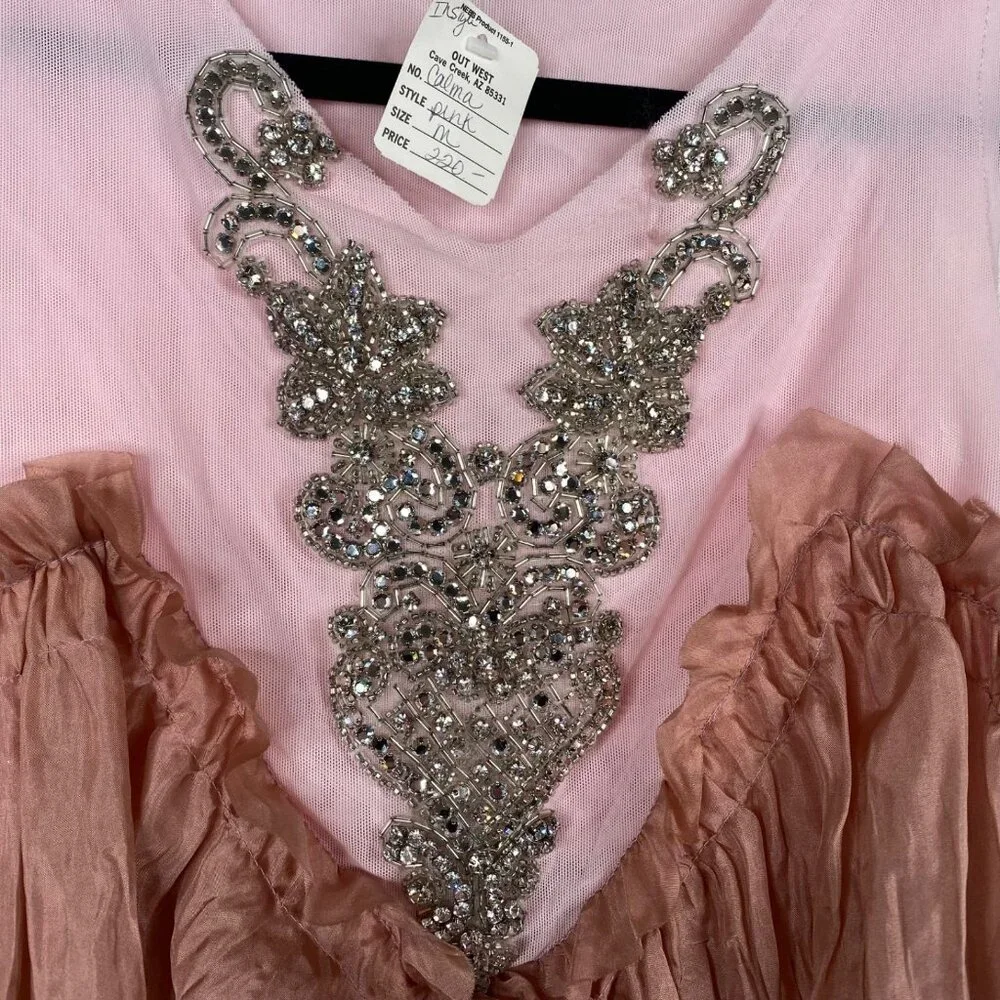 NWT Calma Women's Top Pink Size M Silk Rhinestones Fairy Unique Old Money - Picture 9 of 13